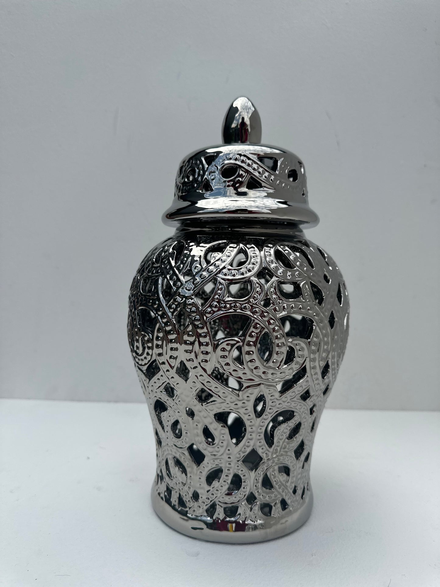 Silver perforated ginger jar (Medium)