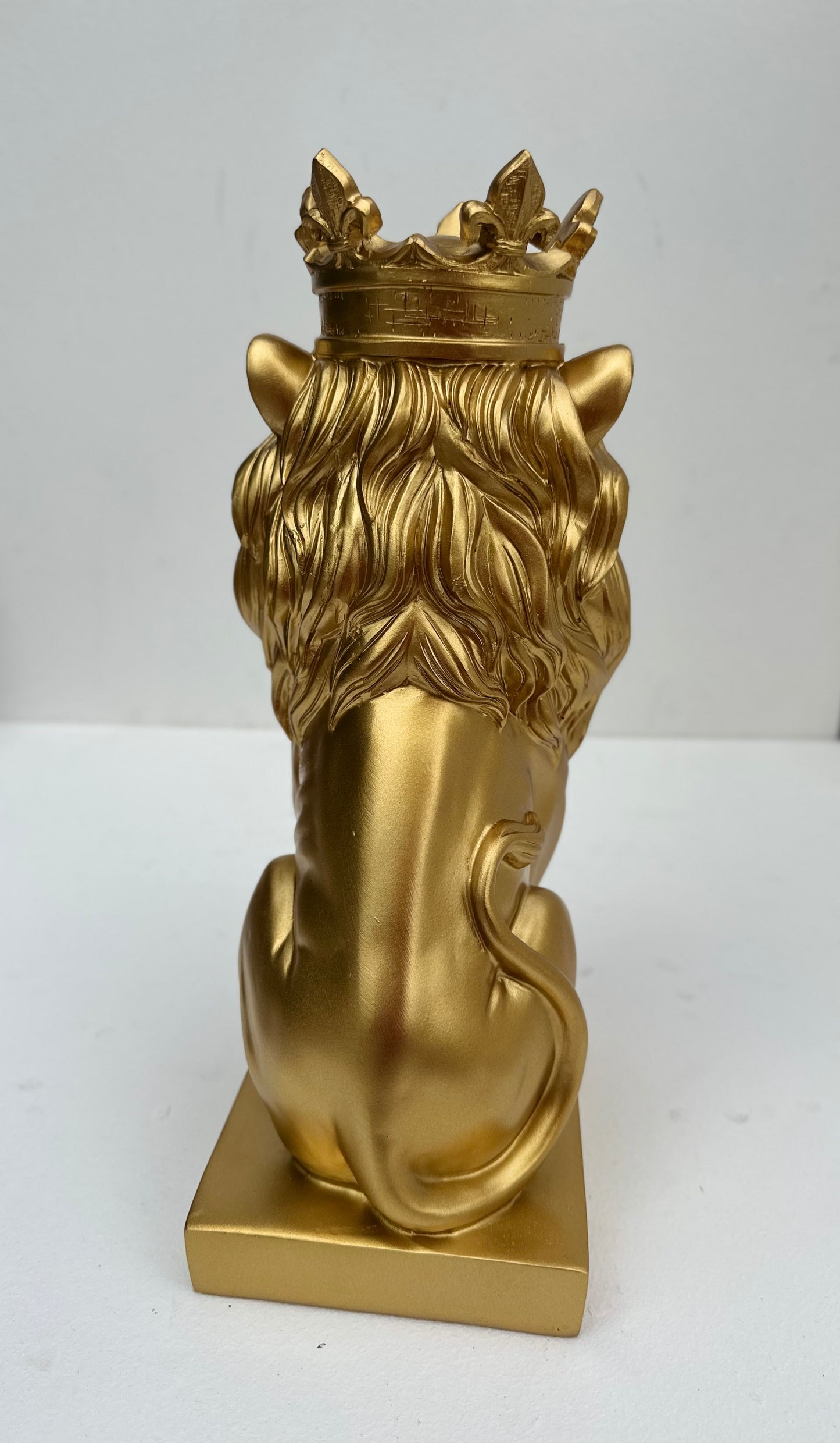 Lion with crown