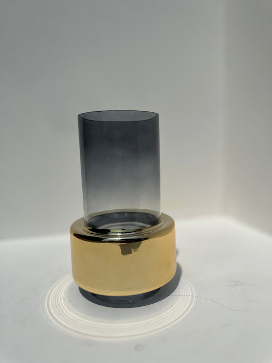 Medium gold glass vase