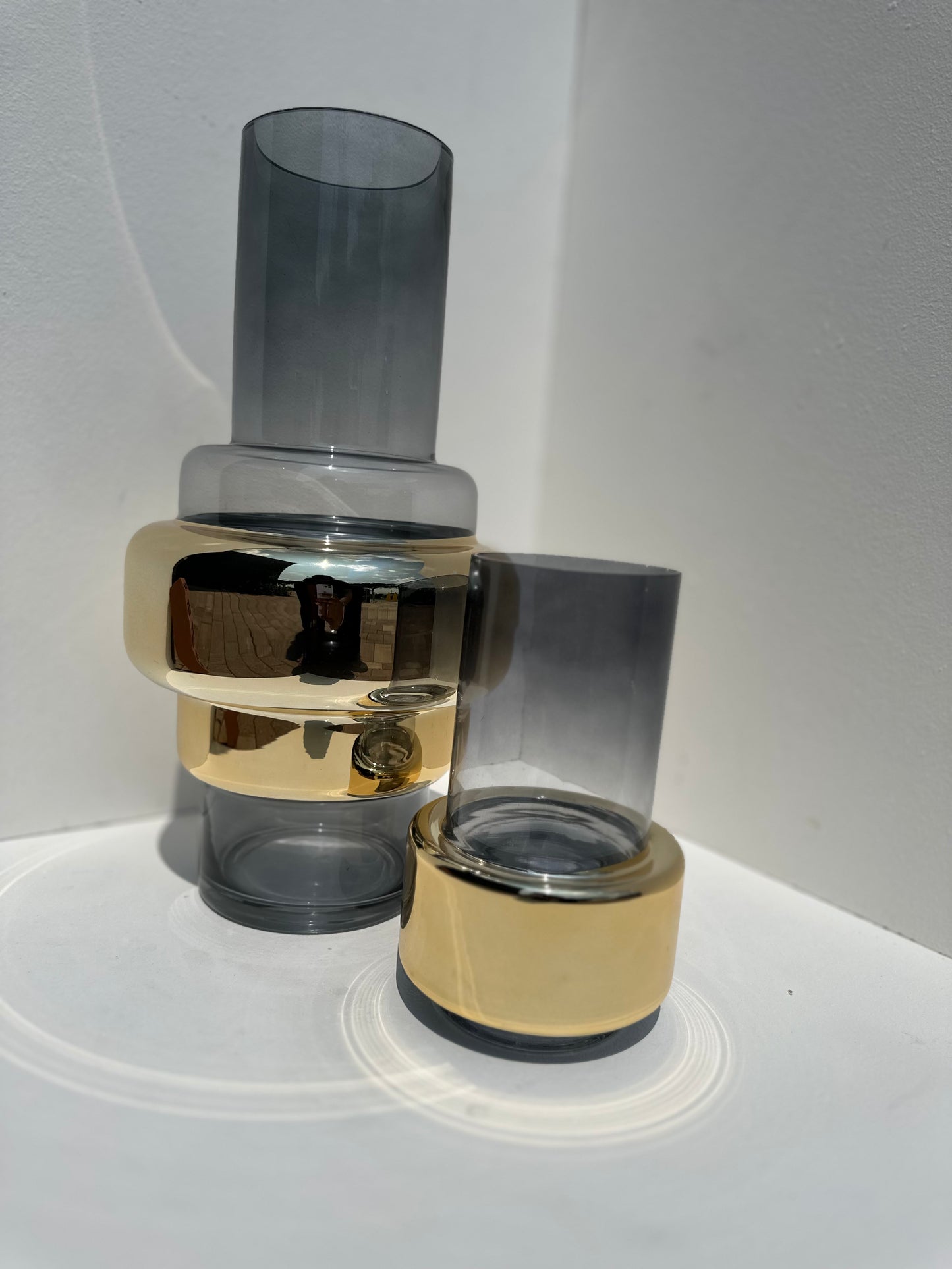 Medium gold glass vase