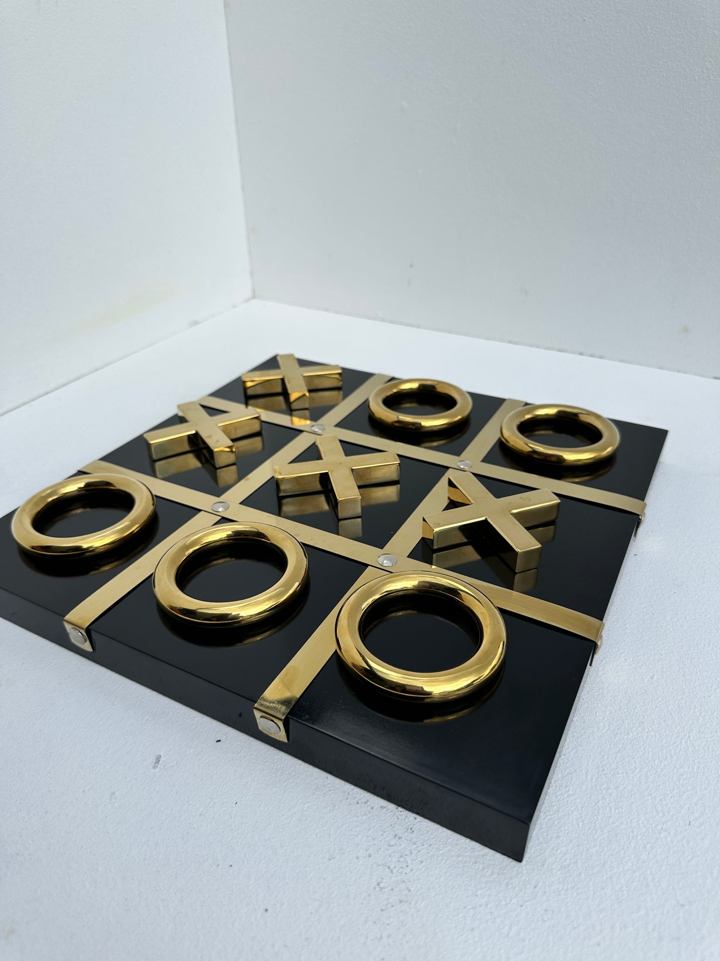 X AND O ornament