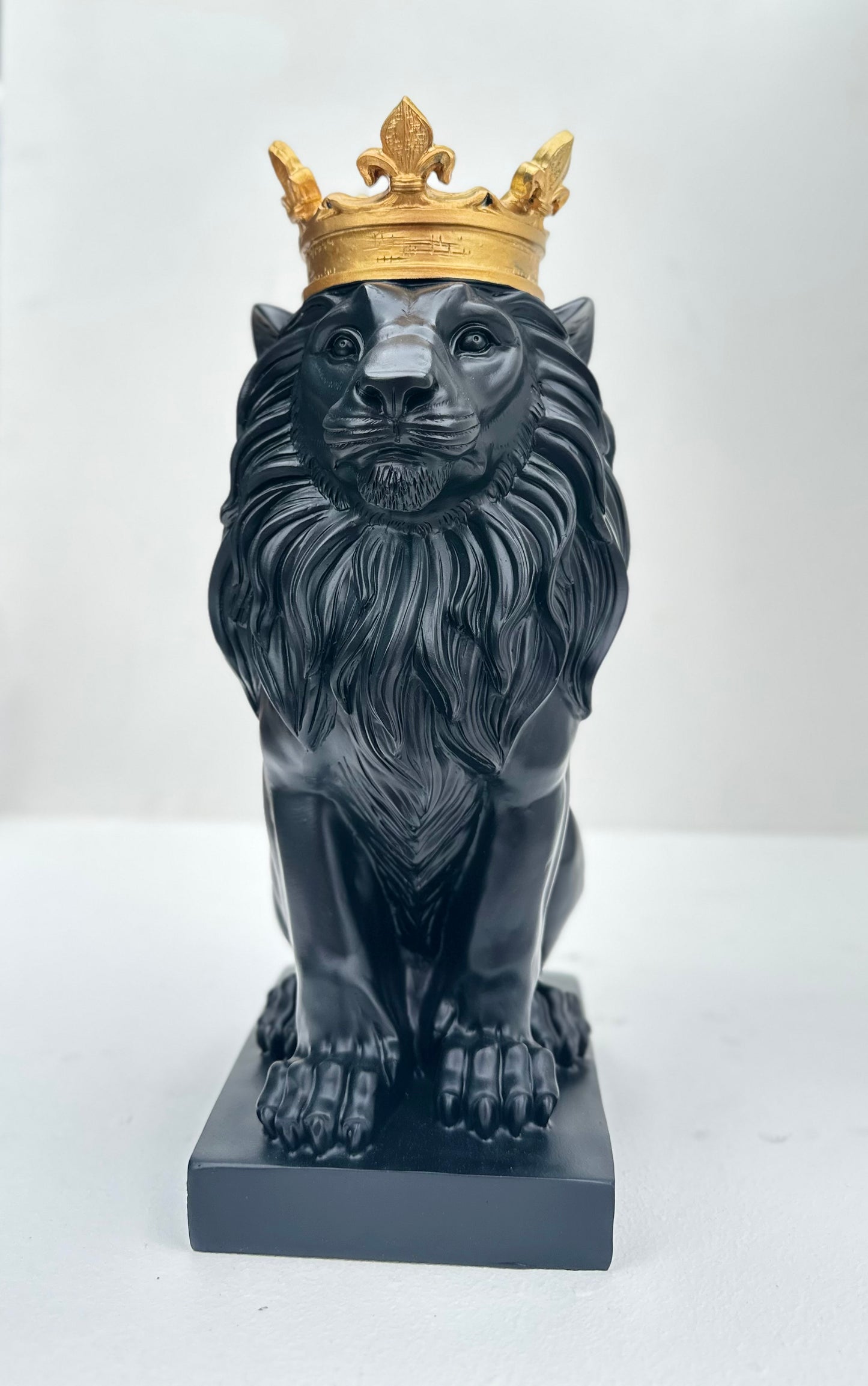 Lion with crown